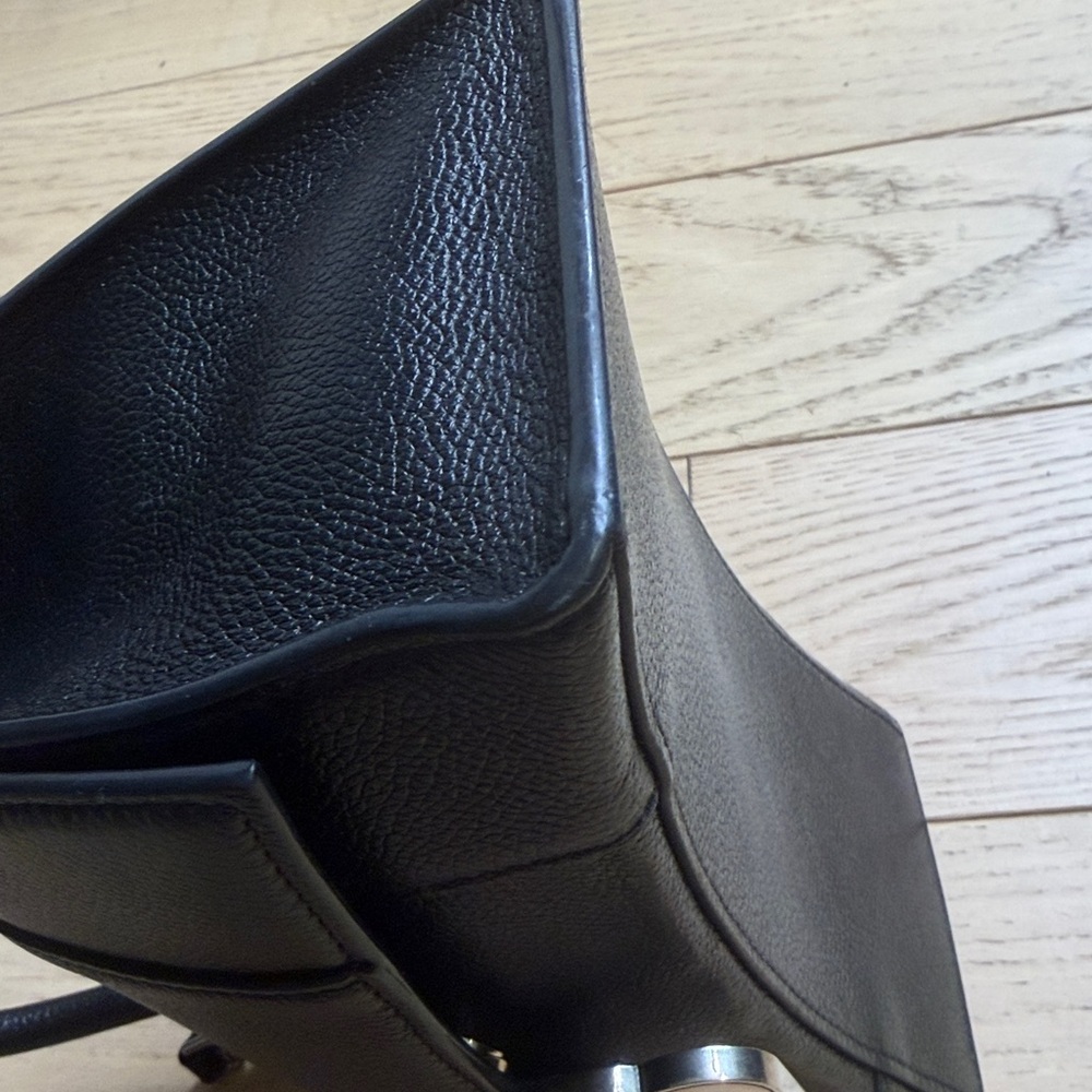 💟Balenciaga Black Hourglass Small Top Handle Kasky - Picture 6 of 10